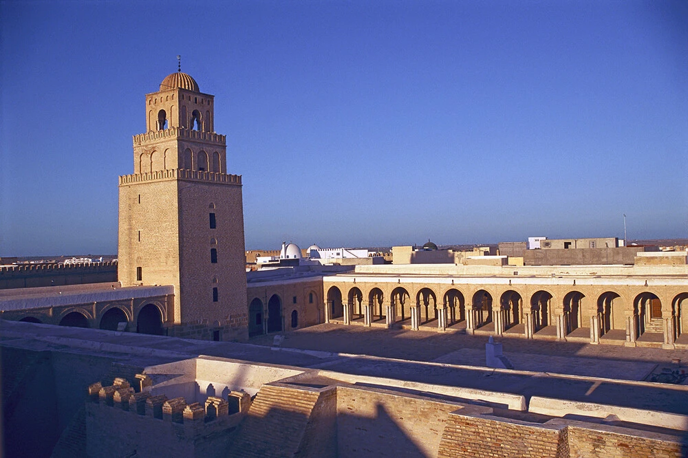 Kairouan : Joyau de la civilisation arabo-musulmane - Site classé au patrimoine mondial de l'UNESCO - Explorez la Beauté de Kairouan : Découvrez nos Produits